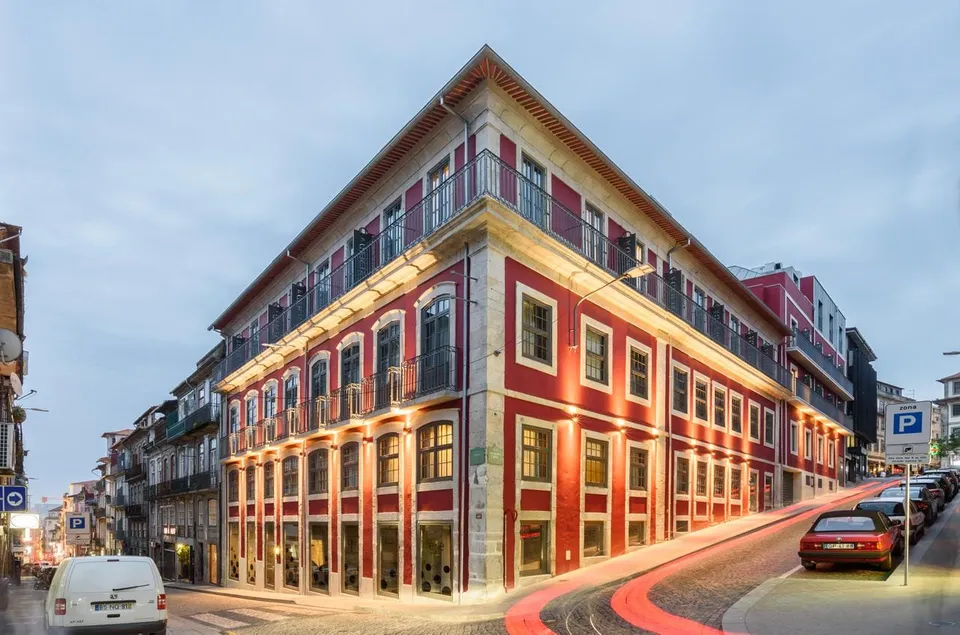 Almada Hotel — fotografia da obra